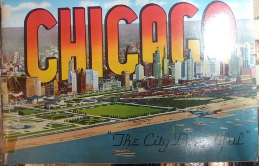 VINTAGE CHICAGO - "THE CITY BEAUTIFUL" TOURISM BOOK SOUVENIR PHOTO Book